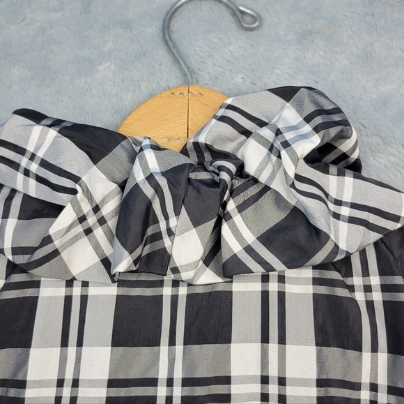 Boston Proper Womens Blouse Size 10 Peplum Hidden Button Up Black White Ruffle - Picture 11 of 13